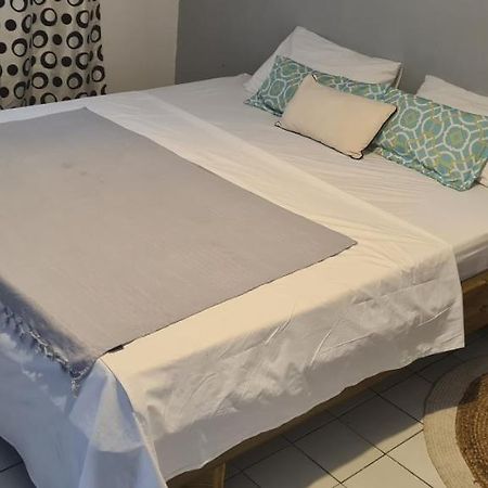 Paradies Caraibes I Les Abymes Exterior foto